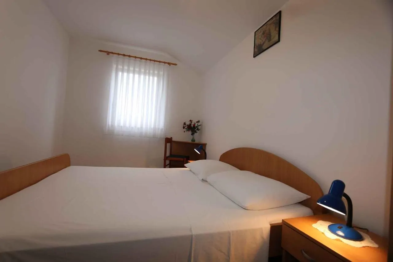 Two-Bedroom Apartment In Silo VII
